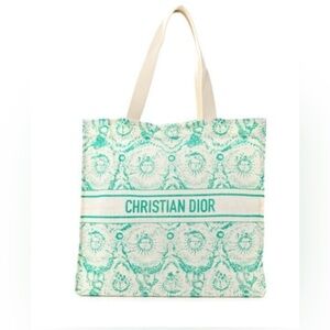 🛍️NEW Dior GWP Green and Cream Canvas Tote